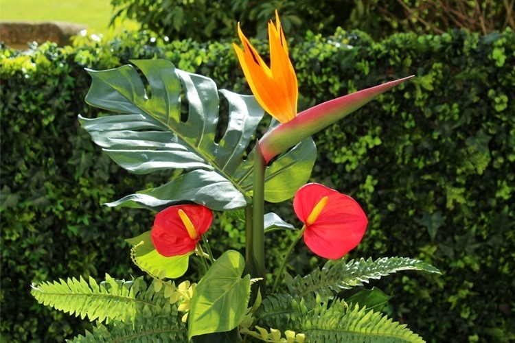 3 plantes artificielles tropicales pour sortir de l'ordinaire - Blog -  Artiplantes