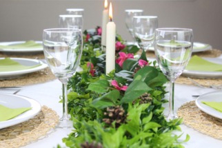 Une guirlande de fleurs artificielles en toute occasion